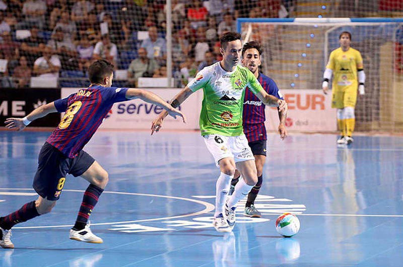 Futsal là bộ môn bóng đá đang dần trở nên phổ biến hơn