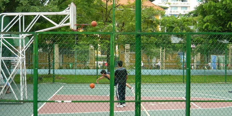 Sân bóng rổ Phan Đình Phùng